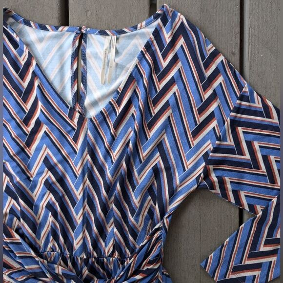 By Anthropologie Blue Chevron Breezy Jumpsuit Size XS Zig Zag Print, Jersey Knit - Picture 5 of 7